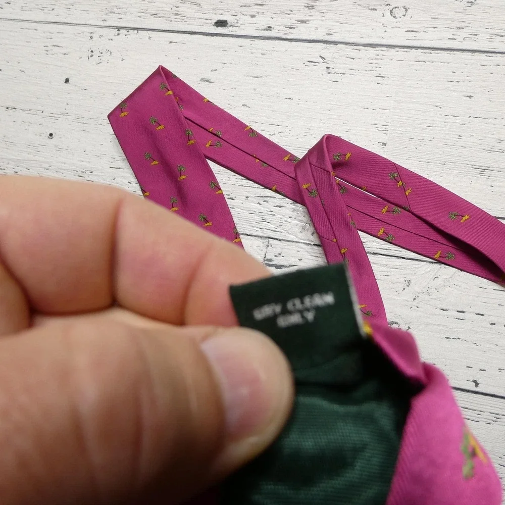 J.Crew‎ Tie Mens One Size Pink Palm Tree Island 100% Silk Novelty Necktie